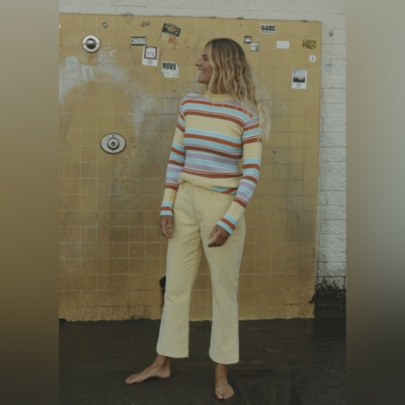 Roxy Playa Hermosa Sweater by Stephanie Gilmore - Picture 10 of 13